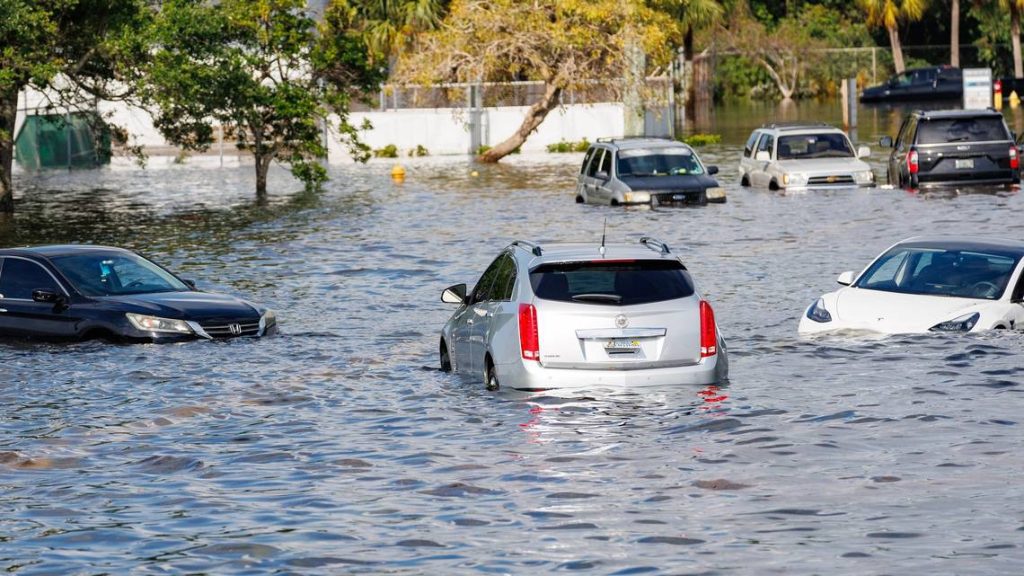 Broward schools closed Thursday after downpour causes severe flooding